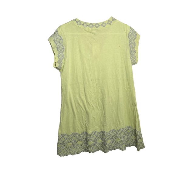 Vertigo Paris Blouse Women's XL Neon Embroidered V-Neck Short Sleeve Top NWT - Picture 7 of 13
